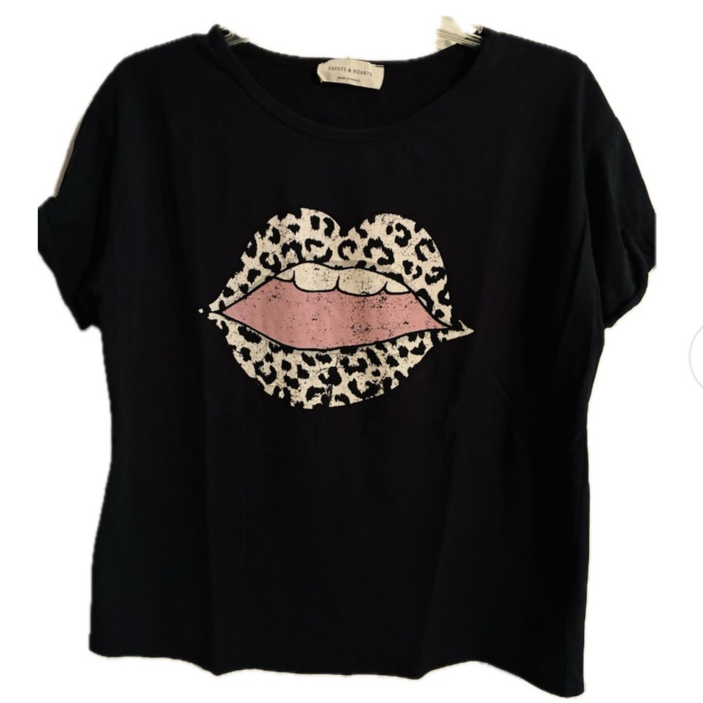 Saints & Hearts Shirt Black Graphic Tee with Cheetah Lips Size Medium Like NEW - Picture 2 of 4